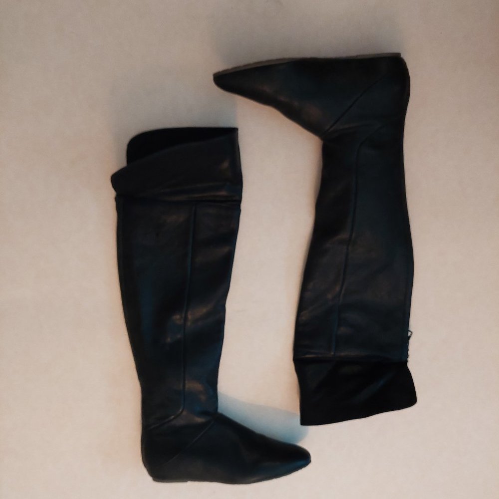BCBGMAXAZARIA Hughes Black Over-the-Knee Leather Flat Boots $495